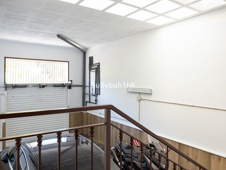Villa for Sale in Málaga, Malaga 44