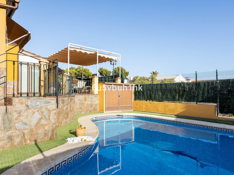 Villa for Sale in Málaga, Malaga 45