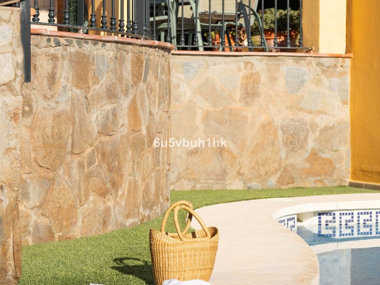 Villa for Sale in Málaga, Malaga 46