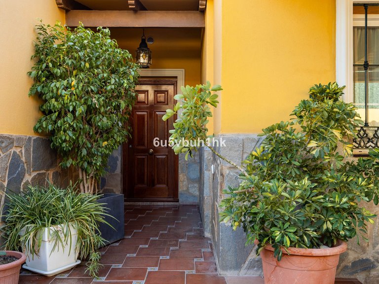 Villa for Sale in Málaga, Malaga 7