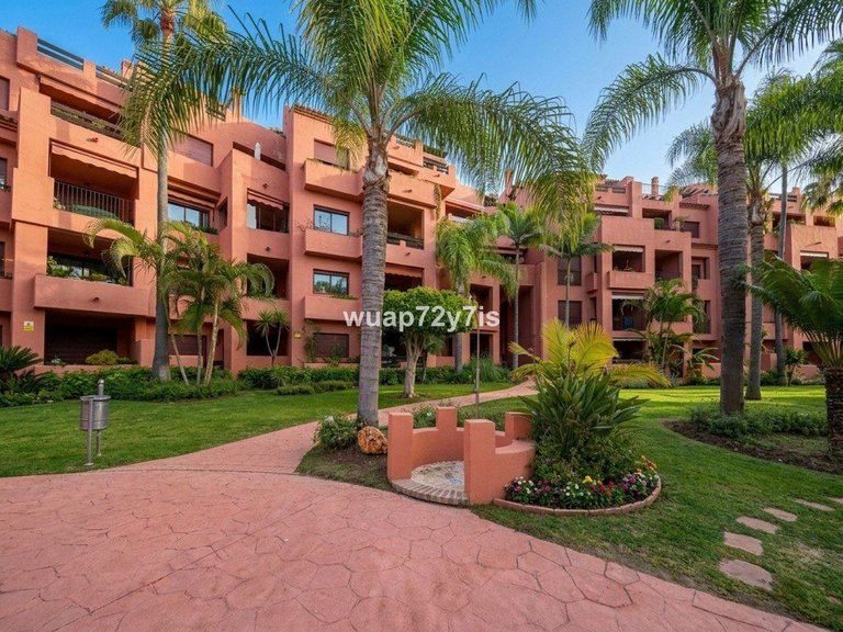 Apartment for Sale in El Rosario, Malaga 2