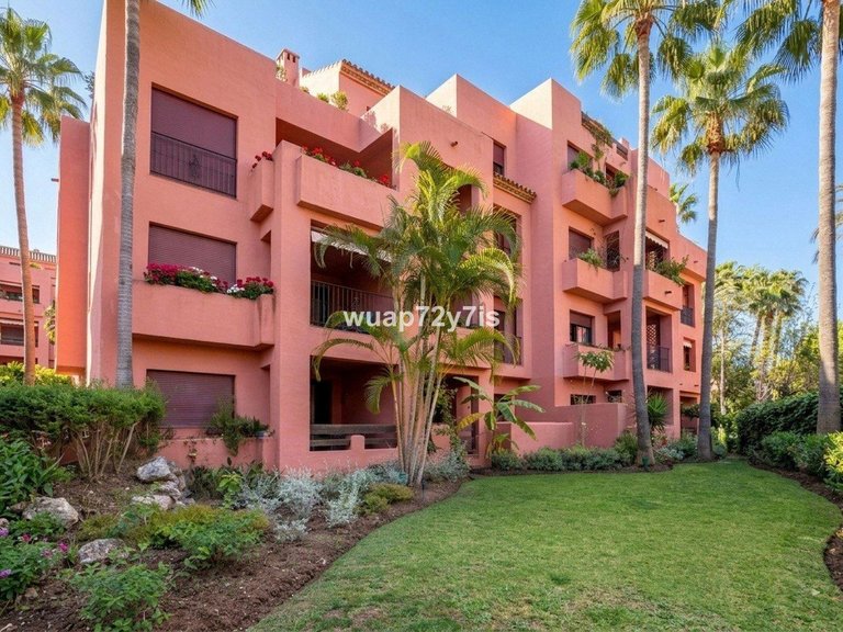 Apartment for Sale in El Rosario, Malaga 26