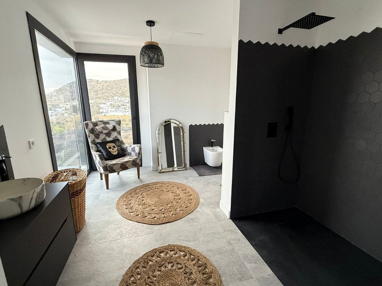 Villa for Sale in Coín, Malaga 16