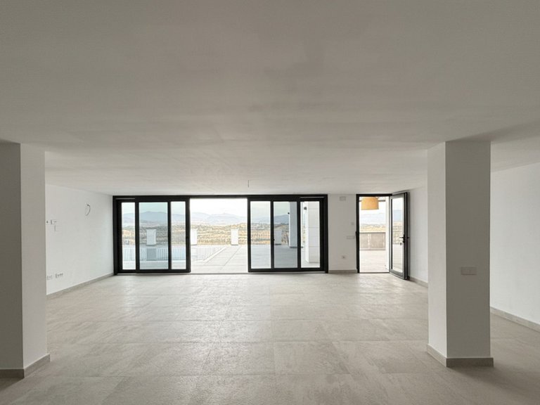 Villa for Sale in Coín, Malaga 26
