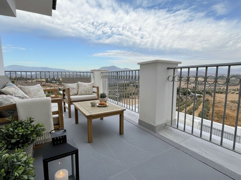 Villa for Sale in Coín, Malaga 28