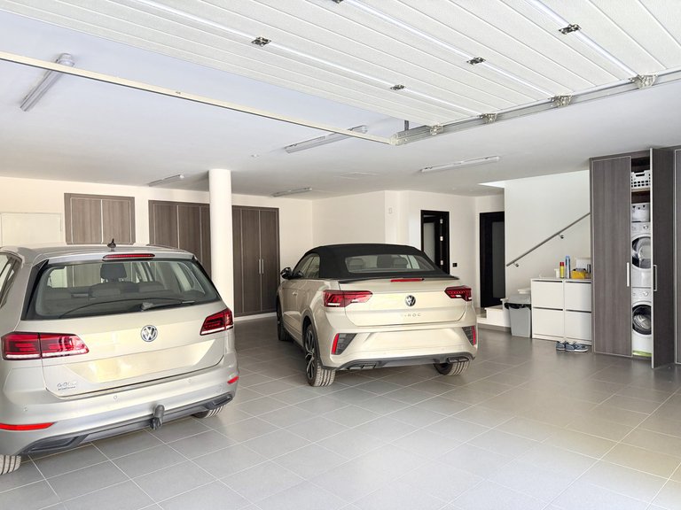 Villa for Sale in Nueva Andalucía, Malaga 37