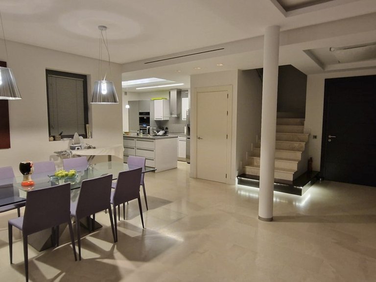 Villa for Sale in Nueva Andalucía, Malaga 42