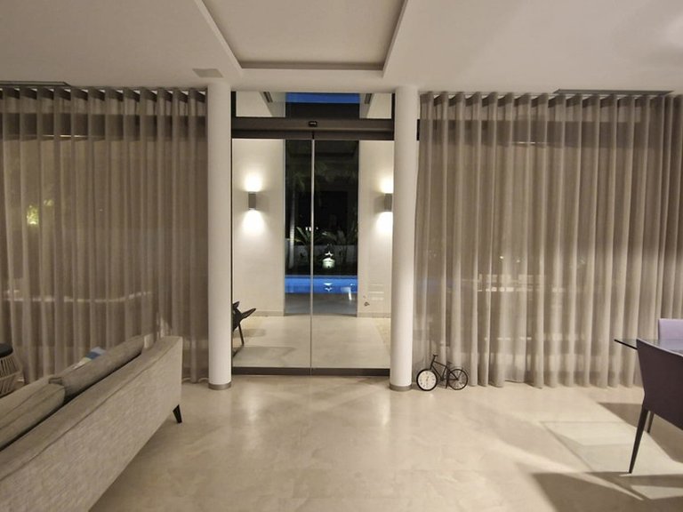 Villa for Sale in Nueva Andalucía, Malaga 6