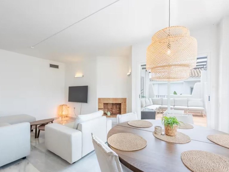 Apartment for Sale in Nueva Andalucía, Malaga 5