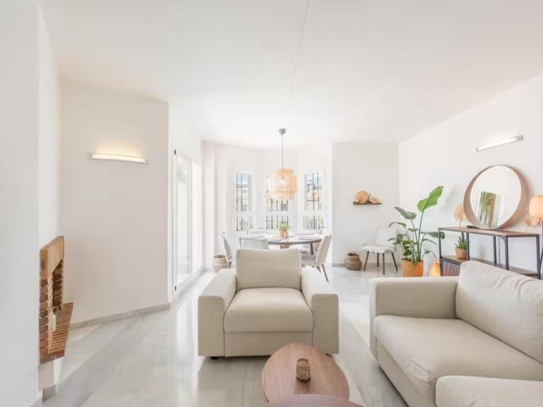 Apartment for Sale in Nueva Andalucía, Malaga 6