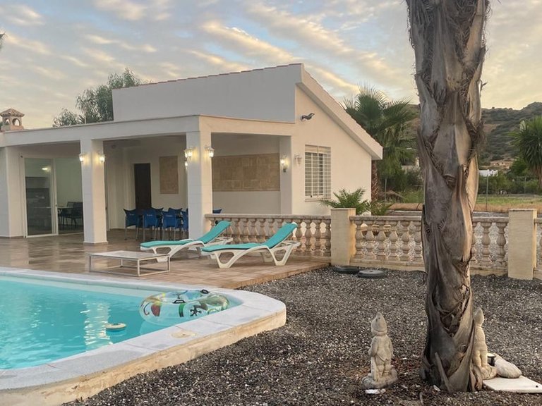 Villa for Sale in Alhaurín El Grande, Malaga 3