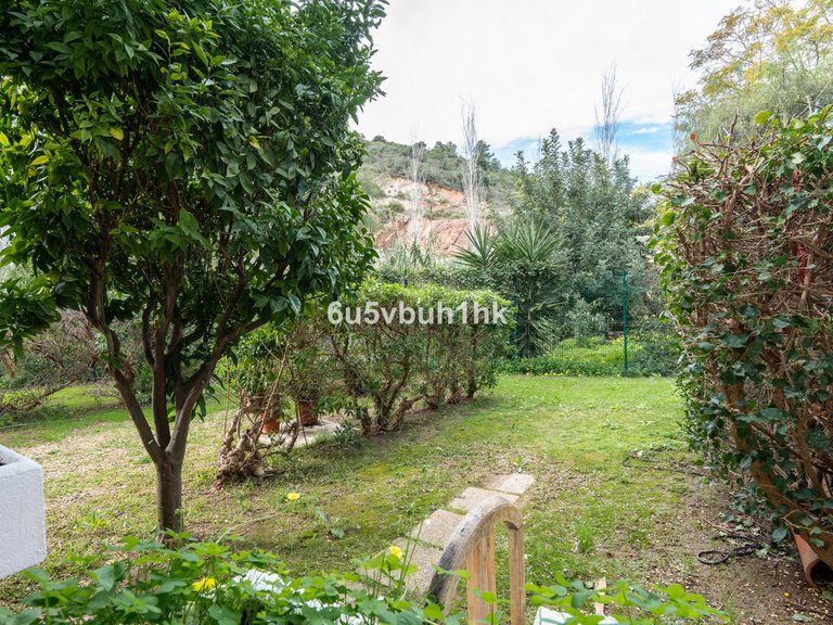 Apartment for Sale in Los Pacos, Malaga 18