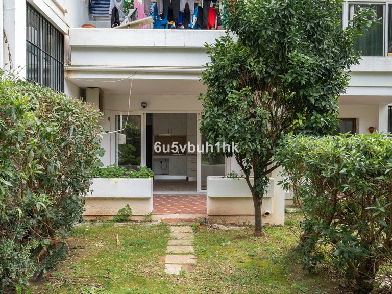 Apartment for Sale in Los Pacos, Malaga 5
