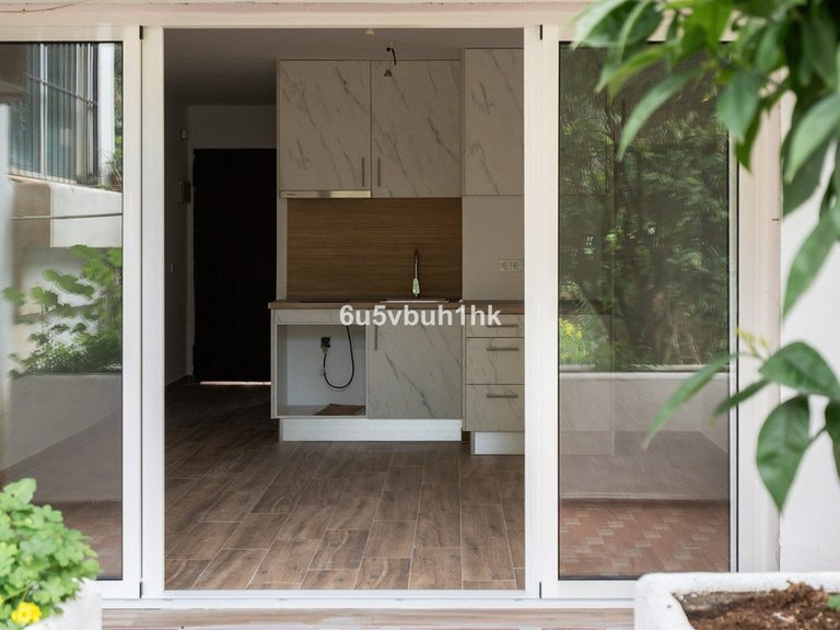 Apartment for Sale in Los Pacos, Malaga 7