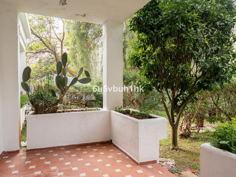 Apartment for Sale in Los Pacos, Malaga 9