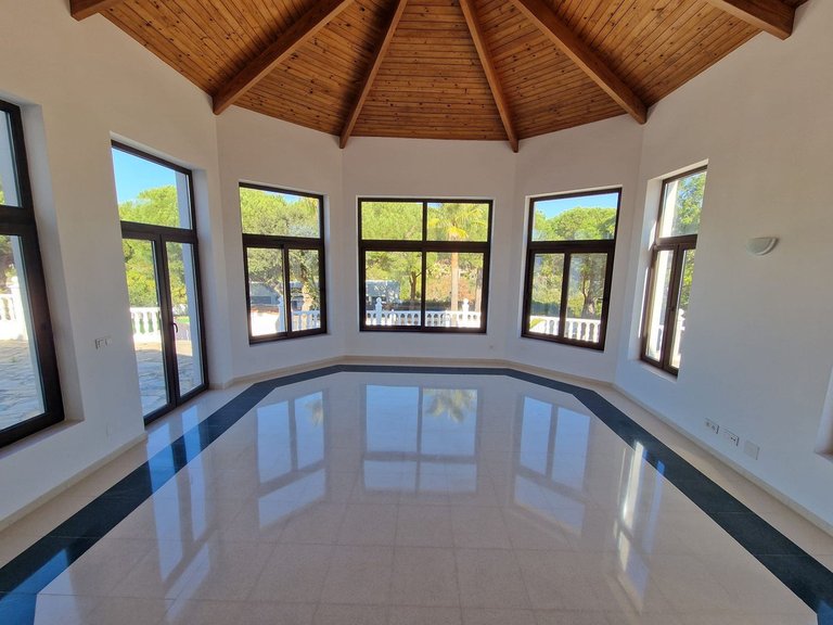 Villa for Sale in Sotogrande Alto, Cadiz 3