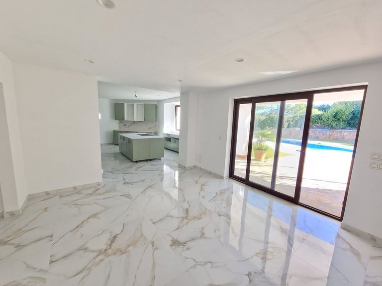 Villa for Sale in Sotogrande Alto, Cadiz 30