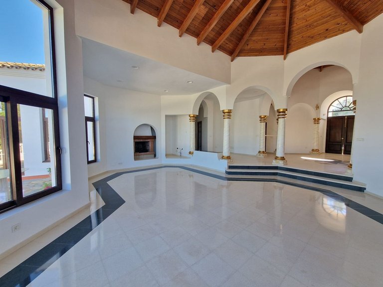 Villa for Sale in Sotogrande Alto, Cadiz 35
