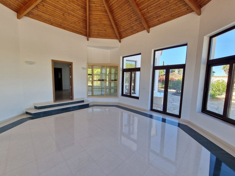 Villa for Sale in Sotogrande Alto, Cadiz 36