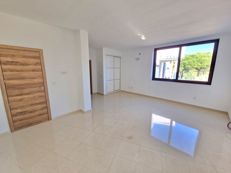Villa for Sale in Sotogrande Alto, Cadiz 4