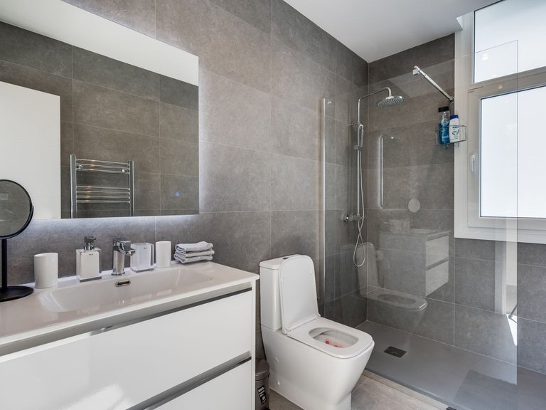 Villa for Sale in Estepona, Malaga 13