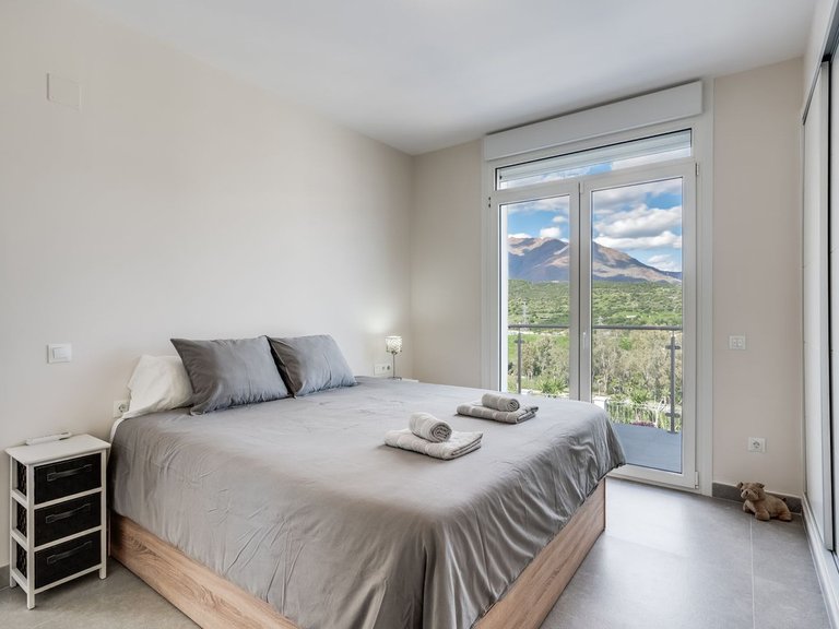 Villa for Sale in Estepona, Malaga 17