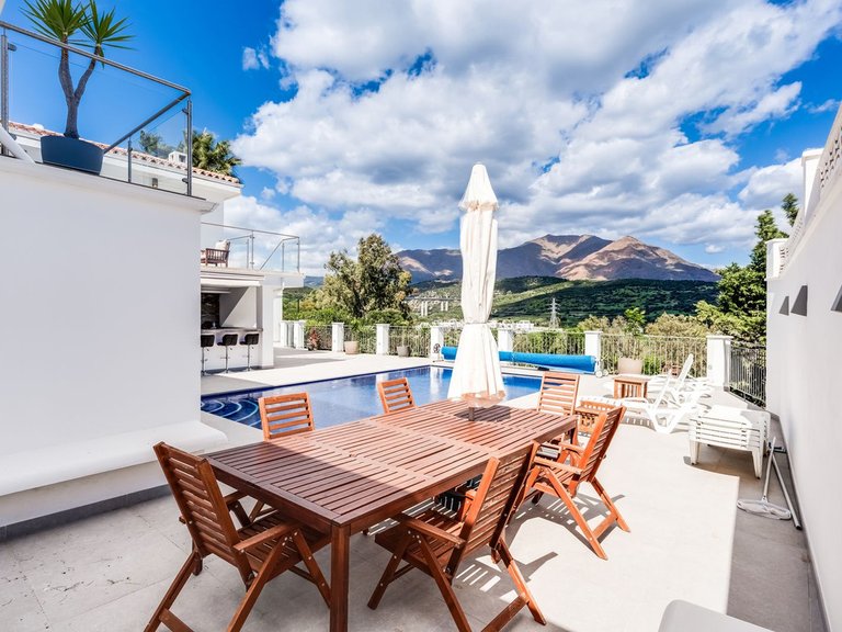 Villa for Sale in Estepona, Malaga 20