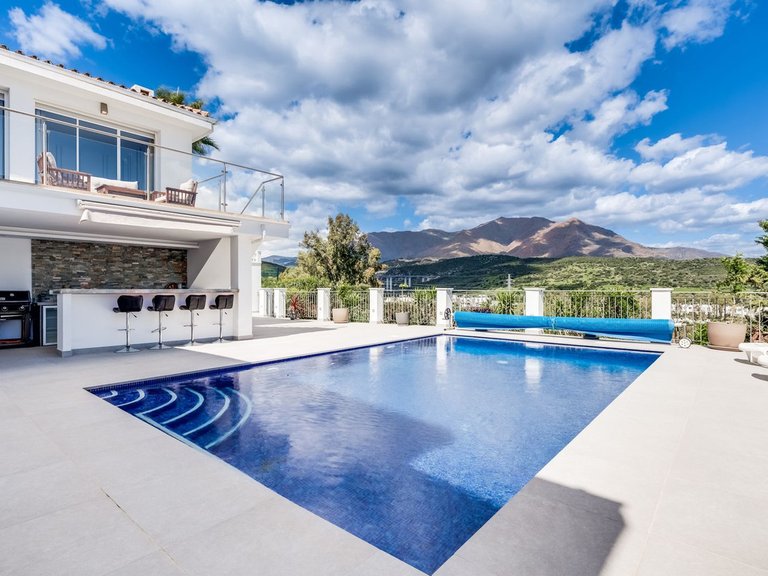 Villa for Sale in Estepona, Malaga 22