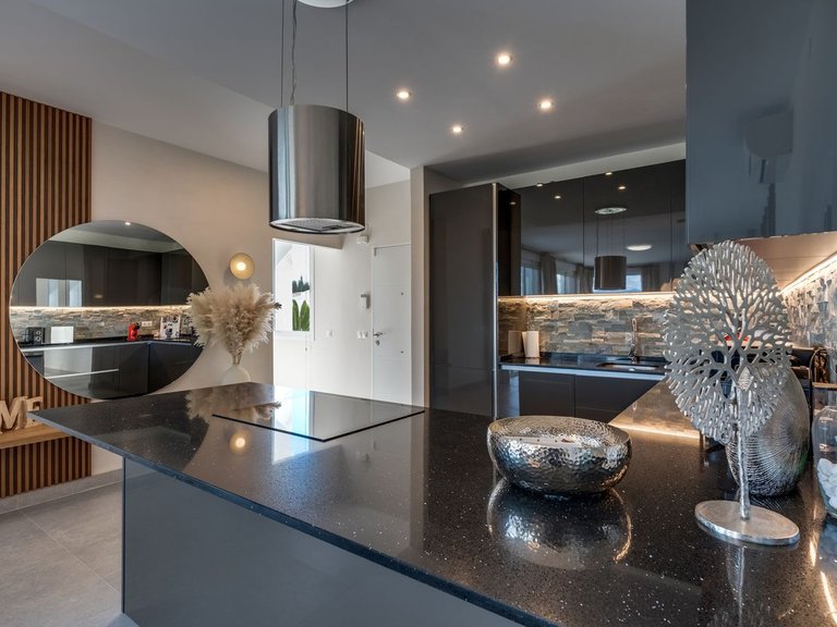 Villa for Sale in Estepona, Malaga 9