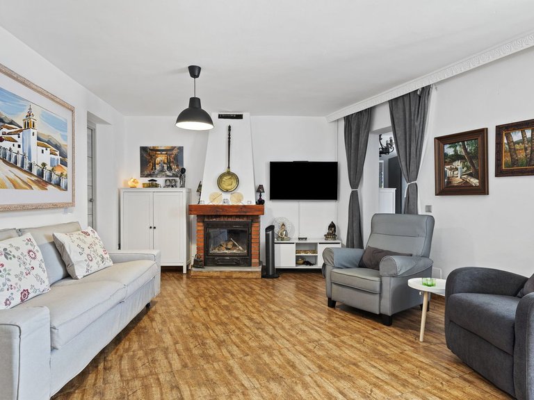 Villa for Sale in Fuengirola, Malaga 8