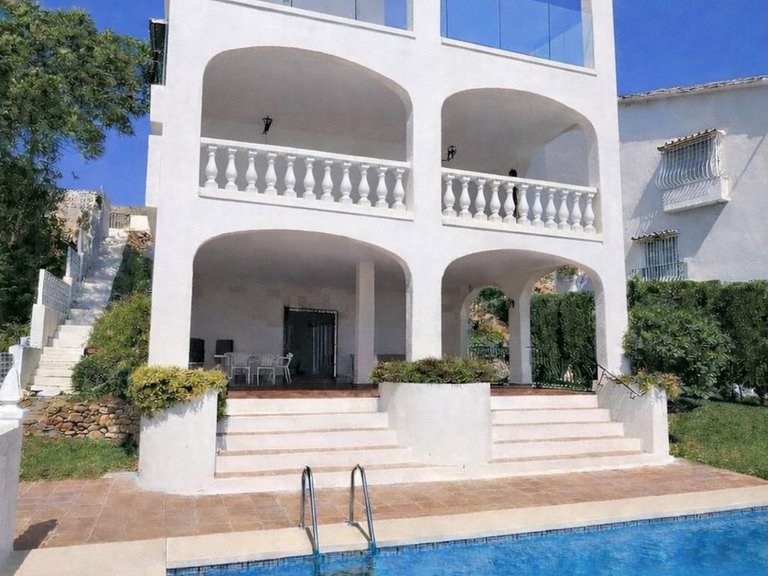 Villa for Sale in Mijas Costa, Malaga 10