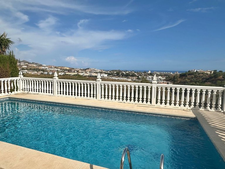 Villa for Sale in Mijas Costa, Malaga 41