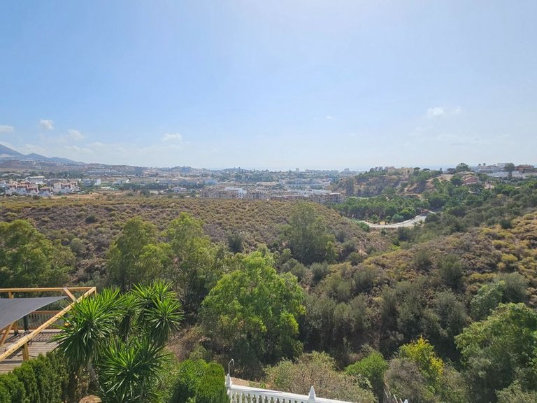 Villa for Sale in Mijas Costa, Malaga 46