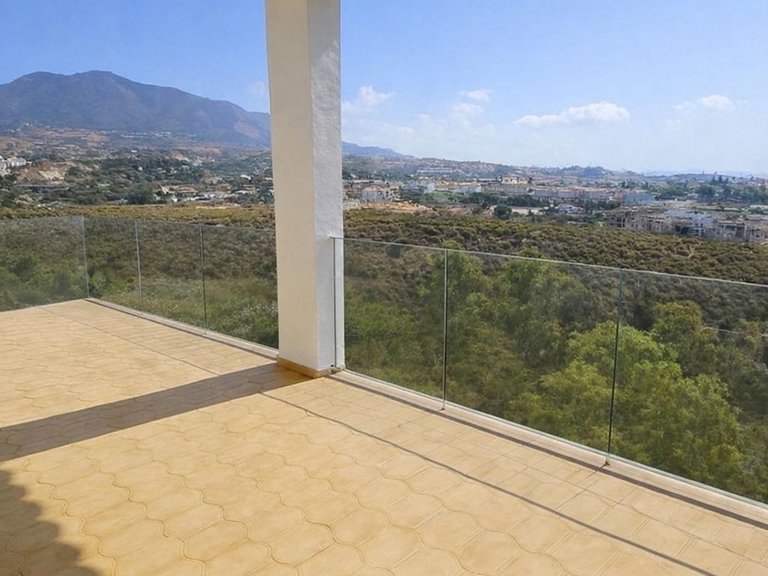 Villa for Sale in Mijas Costa, Malaga 9