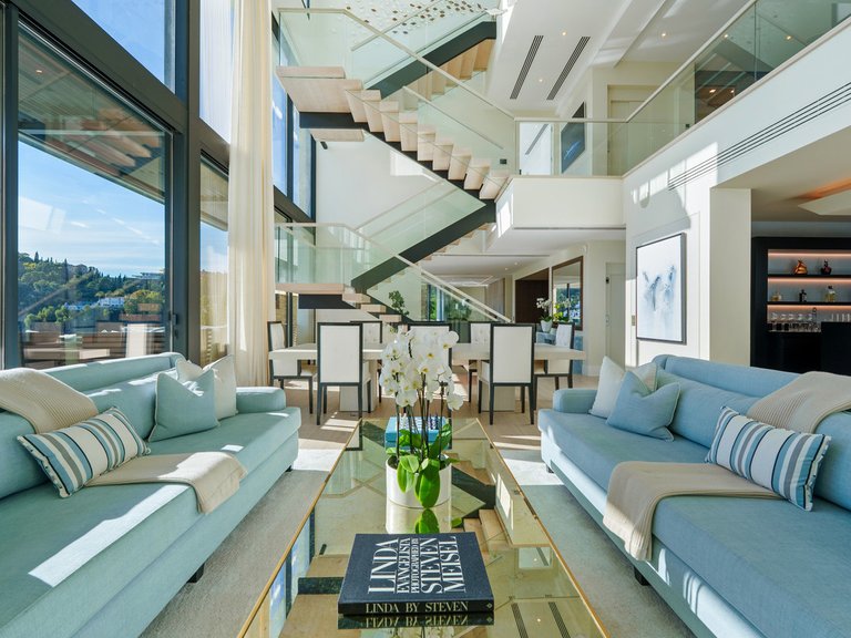 Villa for Sale in El Madroñal, Malaga 5