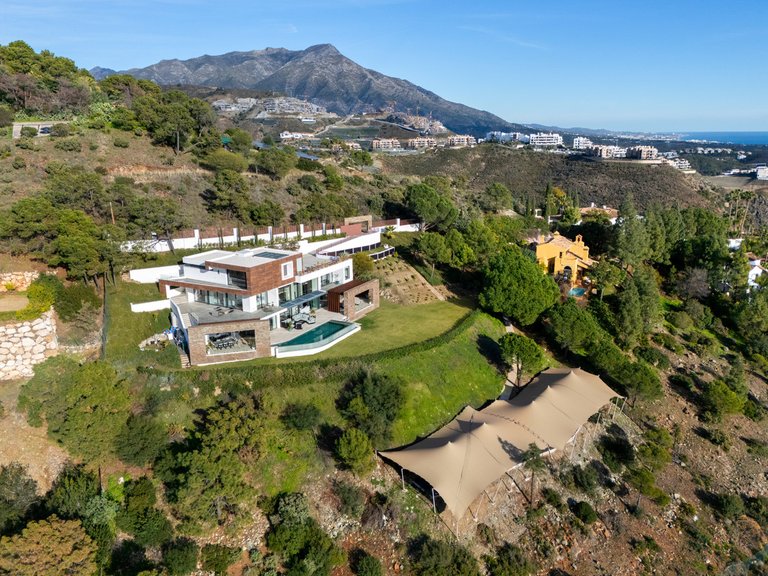 Villa for Sale in El Madroñal, Malaga 50