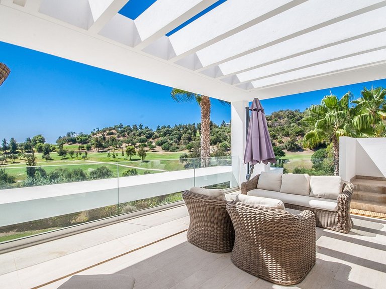 Apartment for Sale in Benahavís, Malaga 1