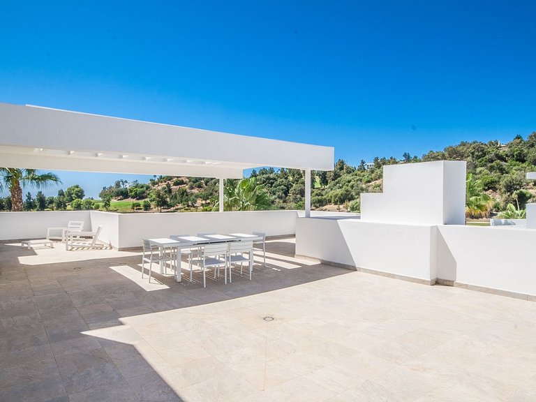 Apartment for Sale in Benahavís, Malaga 11