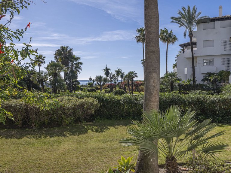 Apartment for Sale in Costalita, Malaga 25