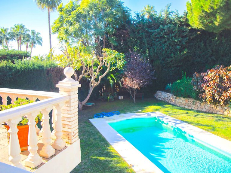 Villa for Sale in Inland La Capellania, Malaga 8