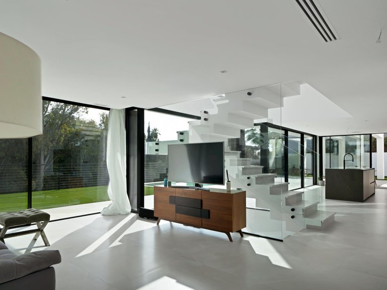 Villa for Sale in La Quinta, Malaga 10