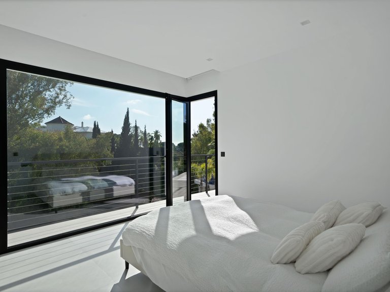 Villa for Sale in La Quinta, Malaga 12