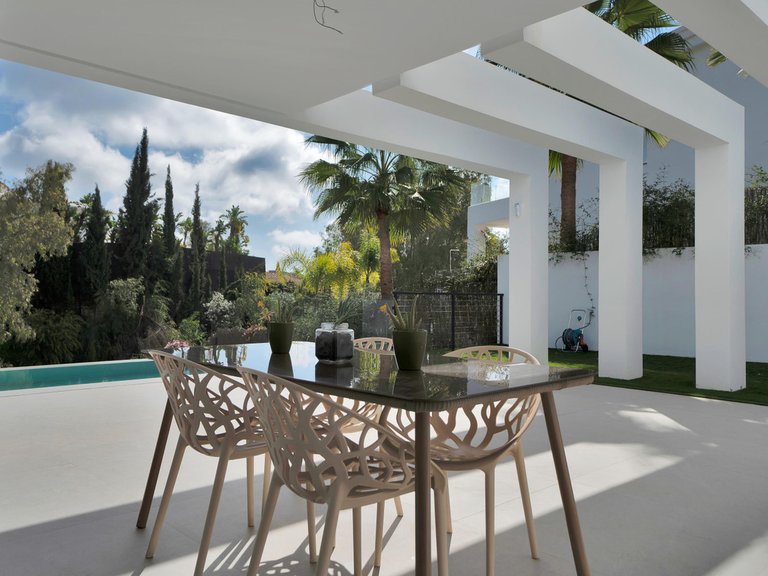 Villa for Sale in La Quinta, Malaga 35