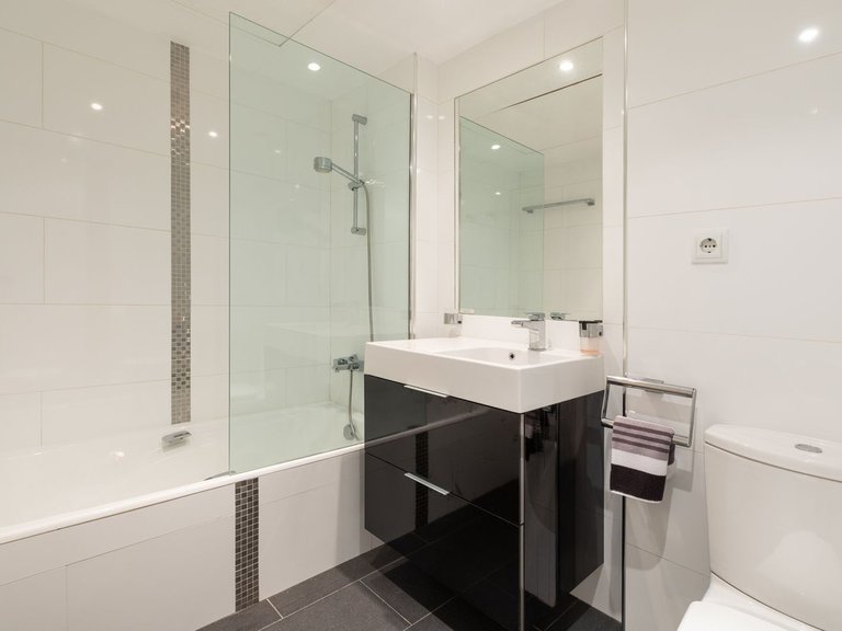 Apartment for Sale in Estepona, Malaga 5