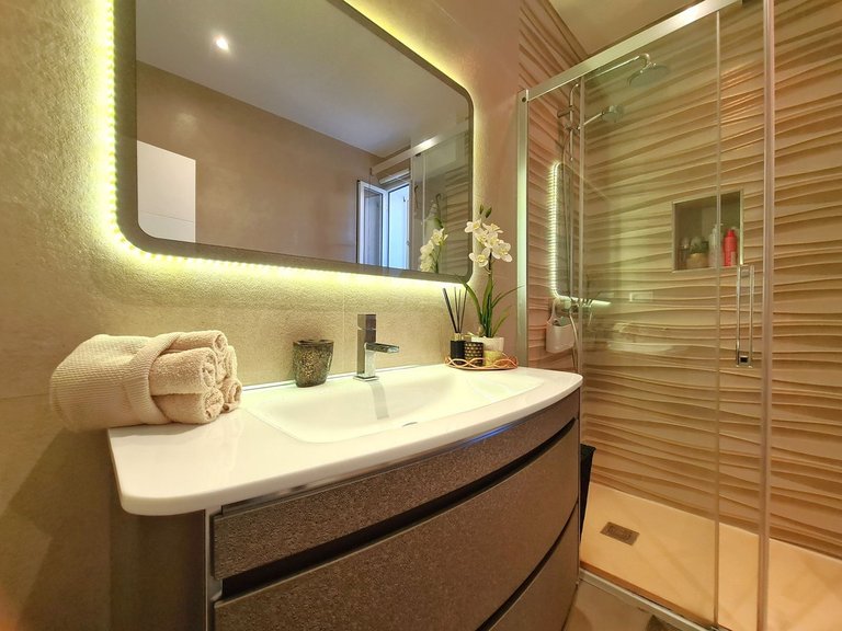 Villa for Sale in Estepona, Malaga 8