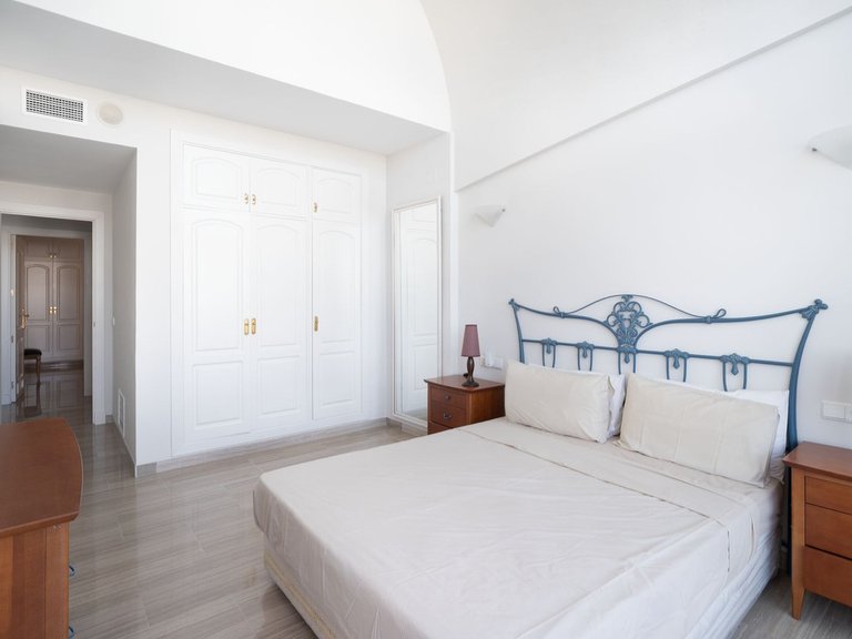 Apartment for Sale in Costa del Sol, Benalmadena Costa, Malaga 14
