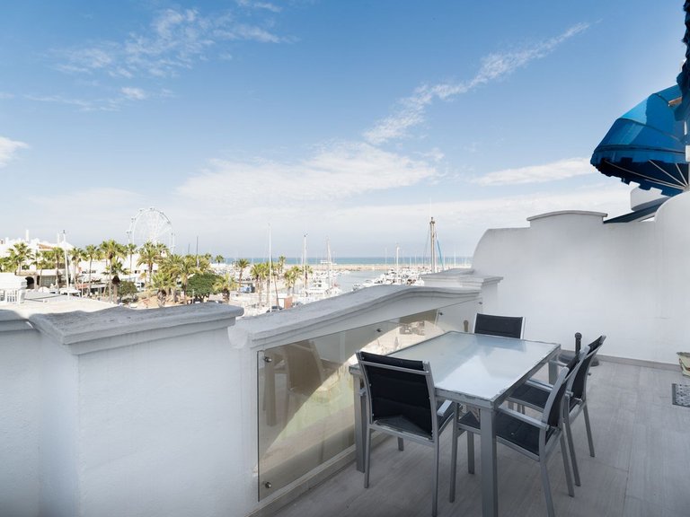 Apartment for Sale in Costa del Sol, Benalmadena Costa, Malaga 5