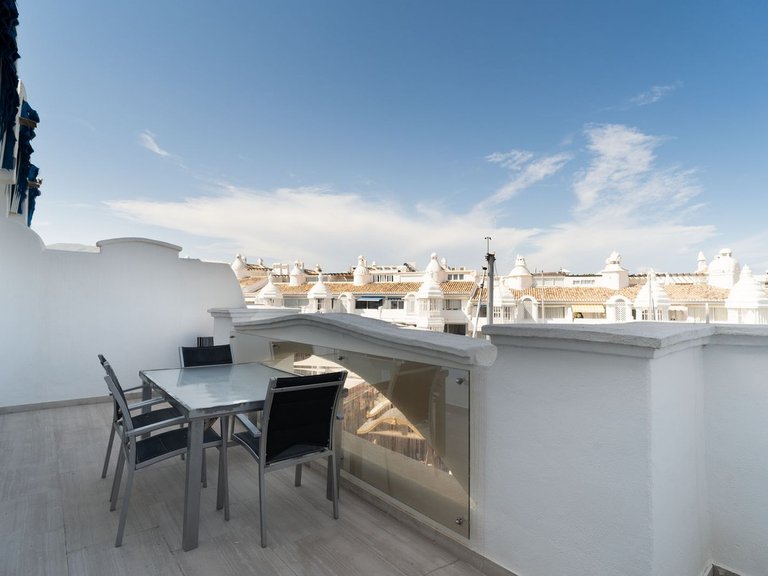 Apartment for Sale in Costa del Sol, Benalmadena Costa, Malaga 7