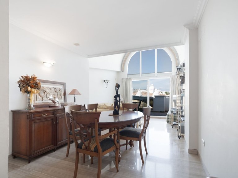 Apartment for Sale in Costa del Sol, Benalmadena Costa, Malaga 9