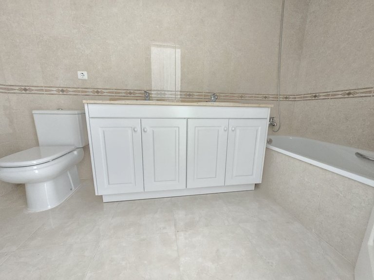 Apartment for Sale in Lomas De Campoamor, Alicante 10